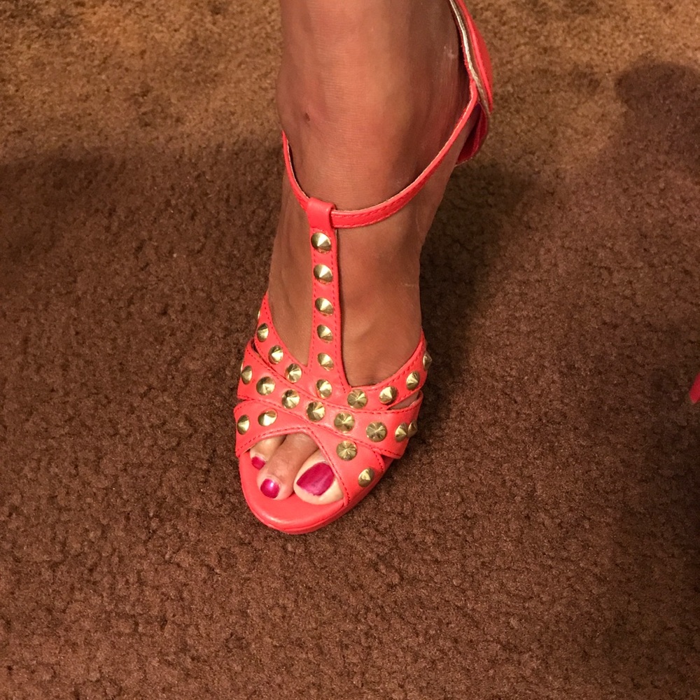 Pink heals - Picture 3 of 3